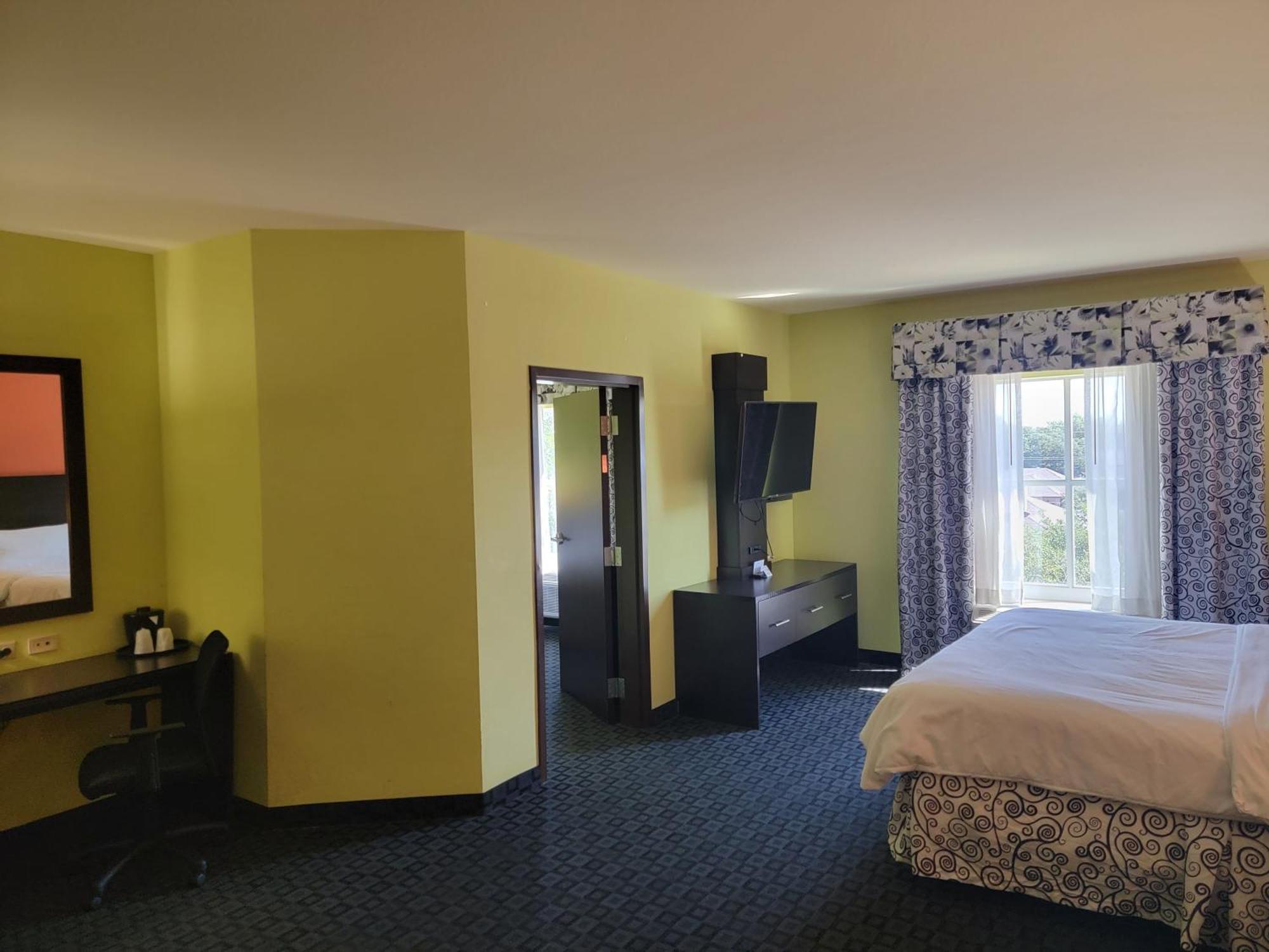 Holiday Inn Garland By Ihg Экстерьер фото
