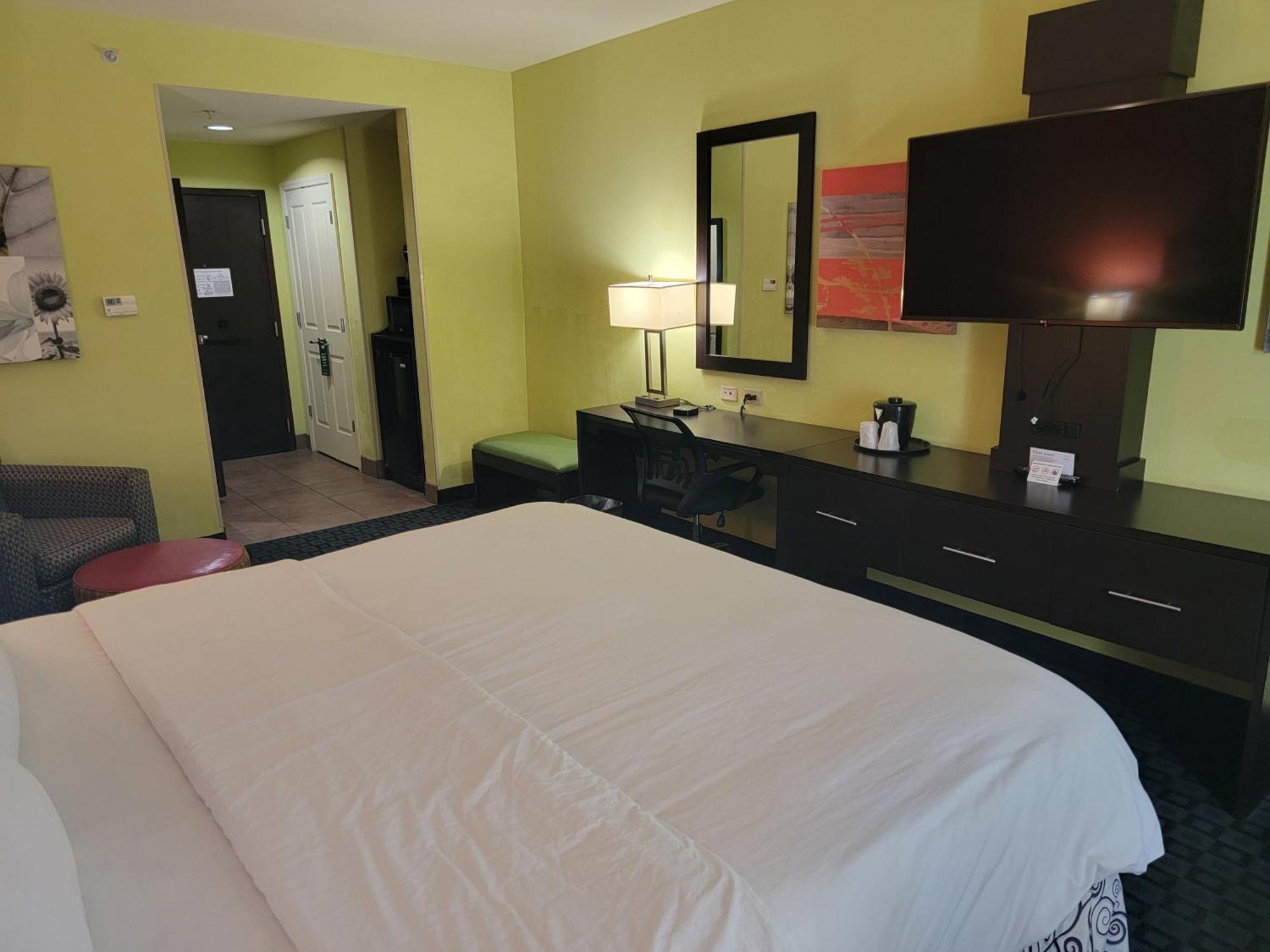 Holiday Inn Garland By Ihg Экстерьер фото