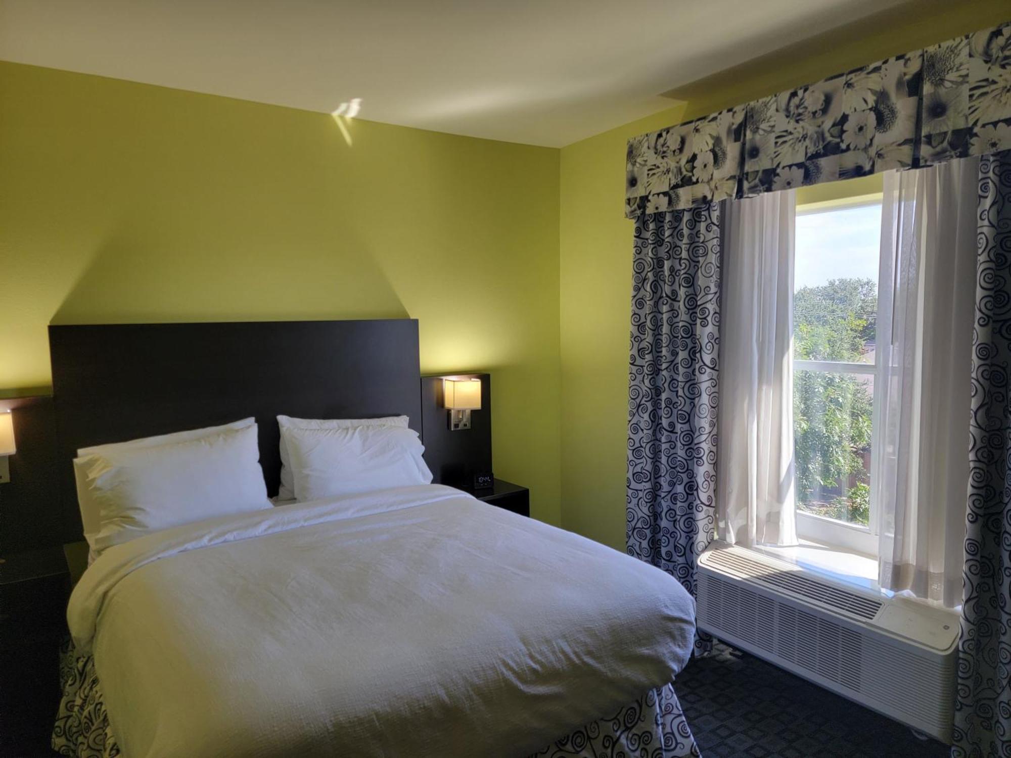 Holiday Inn Garland By Ihg Экстерьер фото
