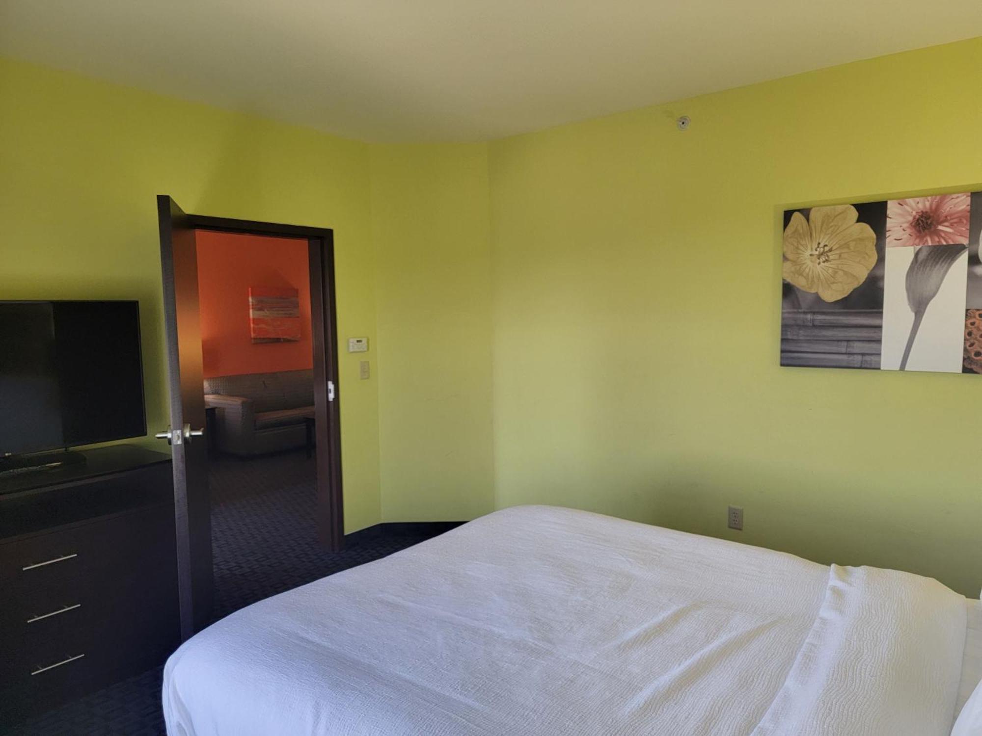 Holiday Inn Garland By Ihg Экстерьер фото