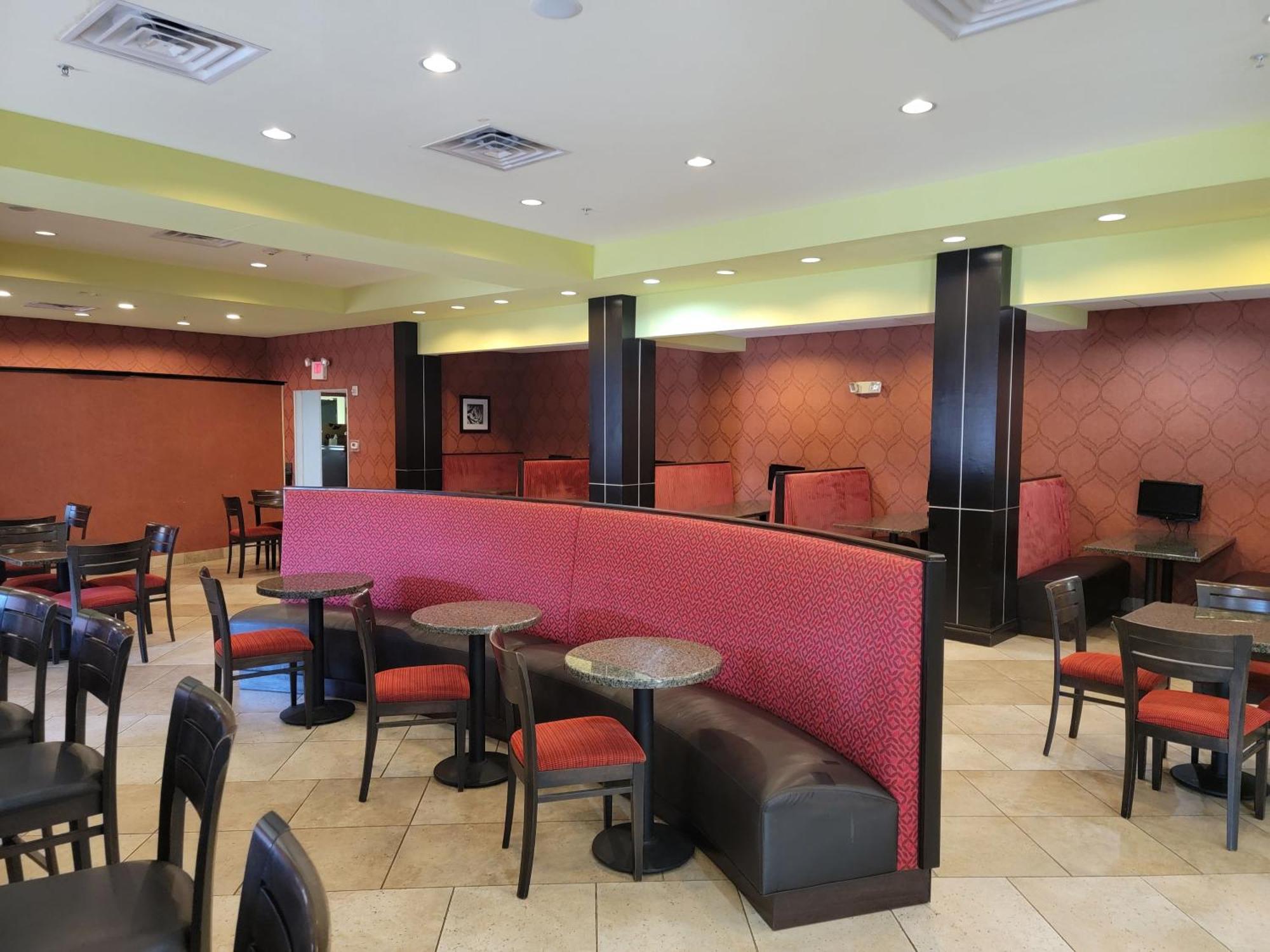 Holiday Inn Garland By Ihg Экстерьер фото